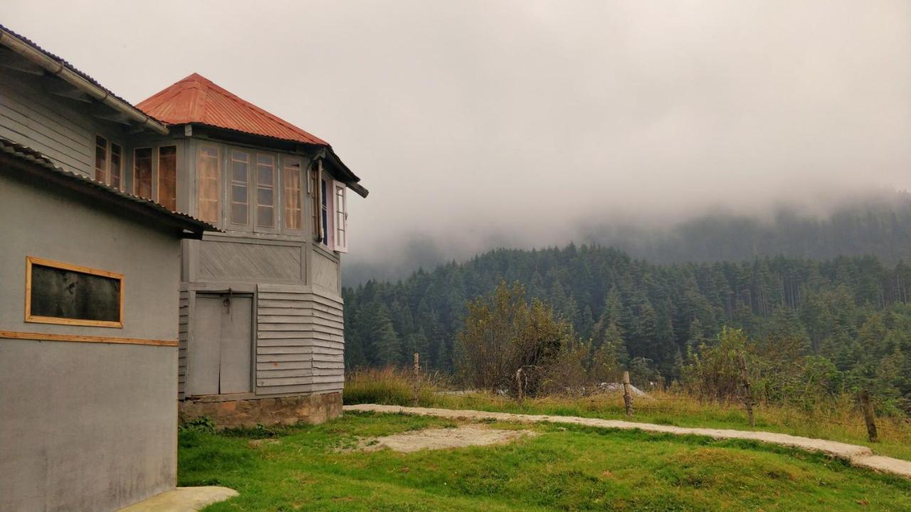 Black Bear Cottage Khajjiar المظهر الخارجي الصورة