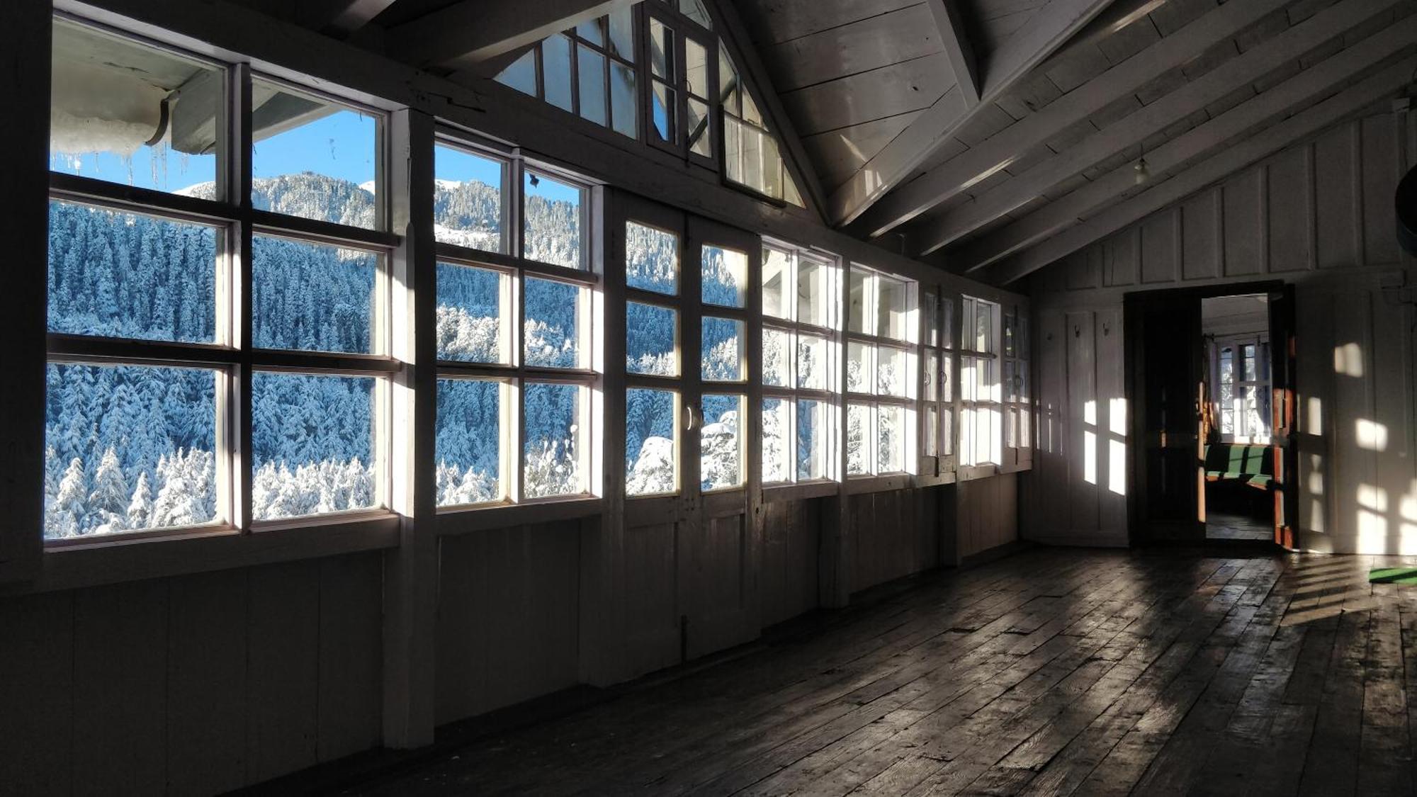 Black Bear Cottage Khajjiar المظهر الخارجي الصورة